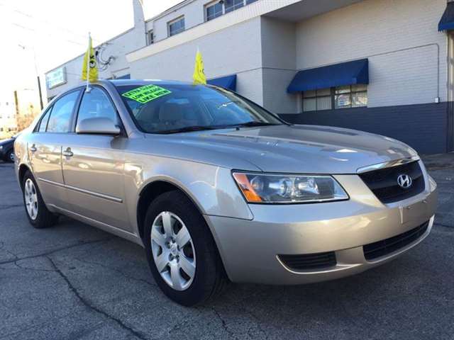 2006 Hyundai Sonata GL 4dr Sedan